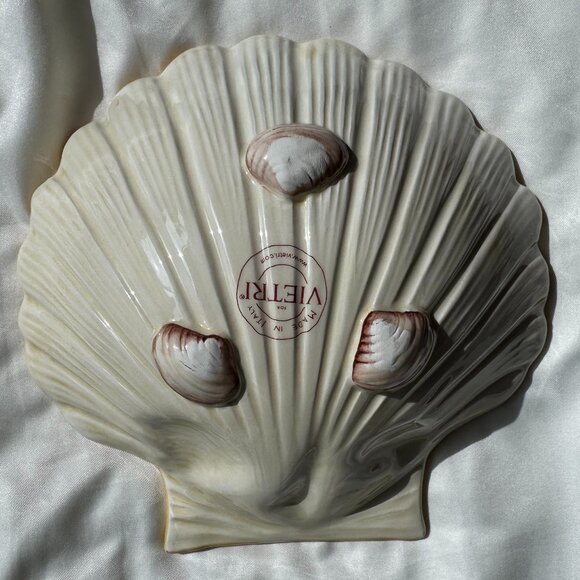 EUC, VIETRI Italy Triton Seashell Shape Bowl Dish, Ceramic, Cream & Sand, 7 in. - Picture 5 of 8